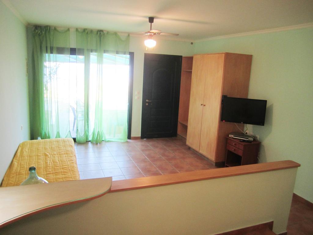 Santa Xenia Apartment Galaxidi Exterior photo